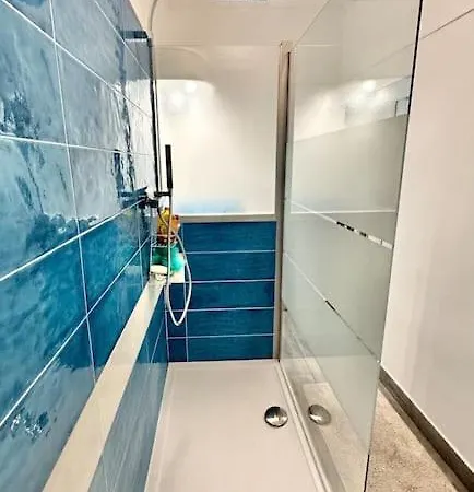 Apartment Cosy - 15 Min From - Free Parking Nice